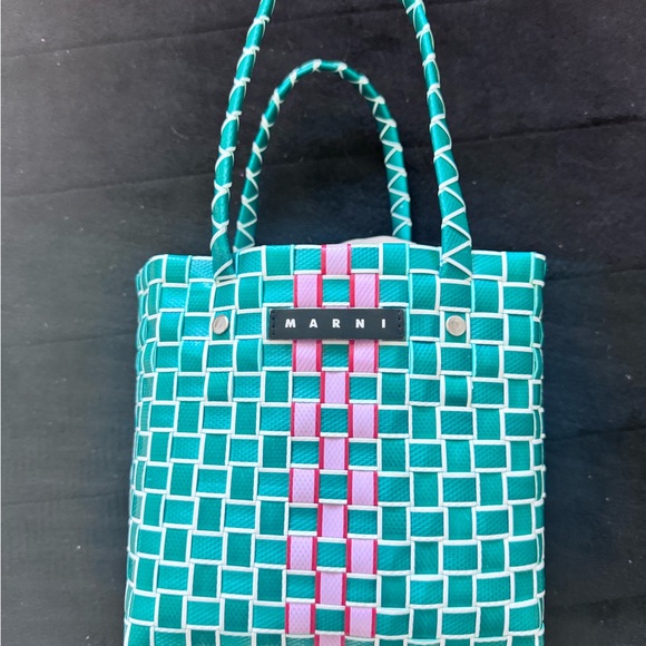 Marni bag- used twice. In great condition - Picture 2 of 7